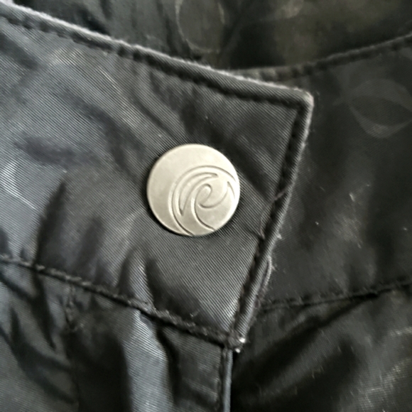 Powderoom Ride Harder Ski Pants Black Damask Pattern Semi Reflective W-M EUC - Picture 5 of 15